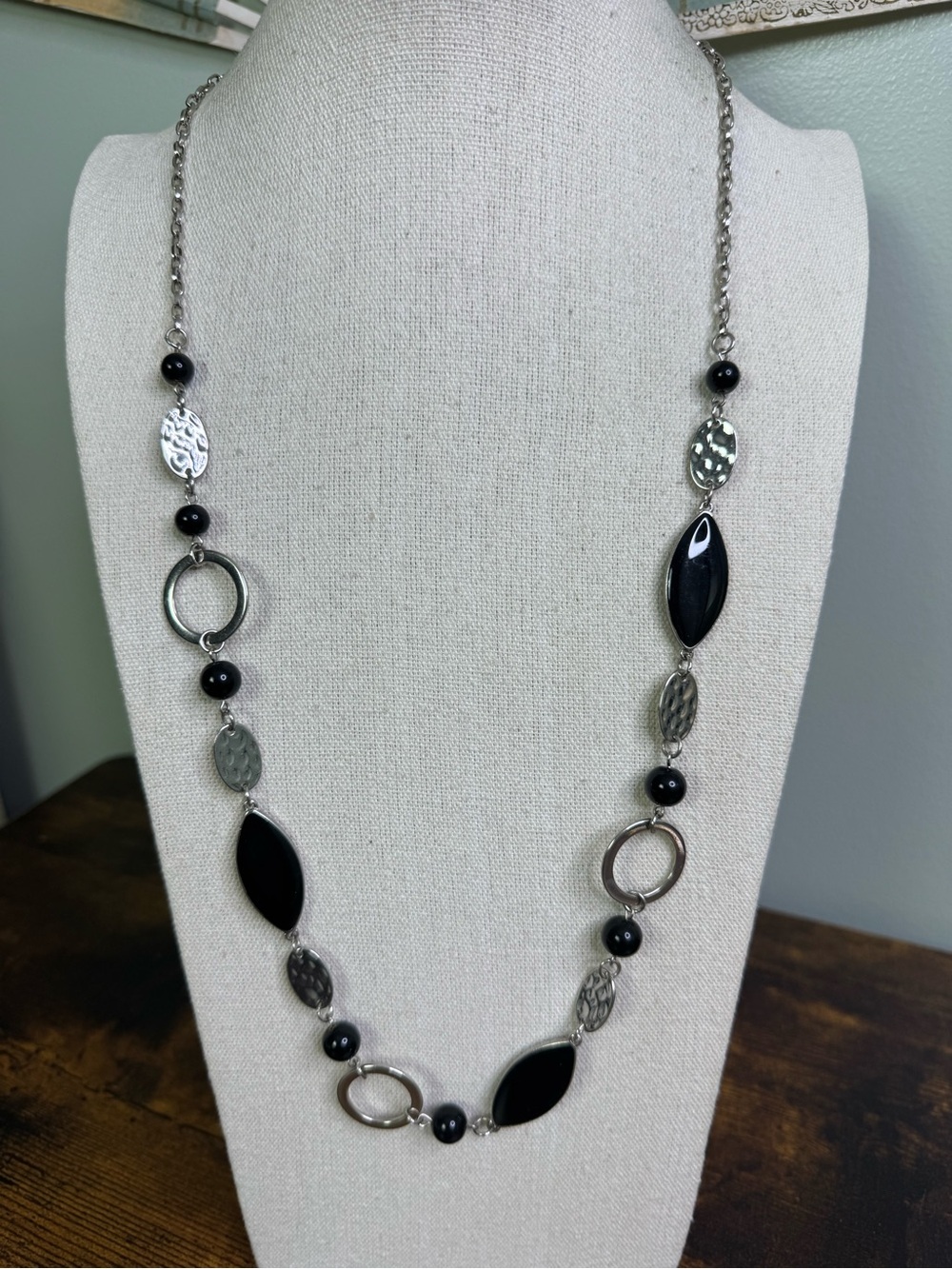 Black Bead, Enamel and Hammered Silver Tone Link Long Necklace